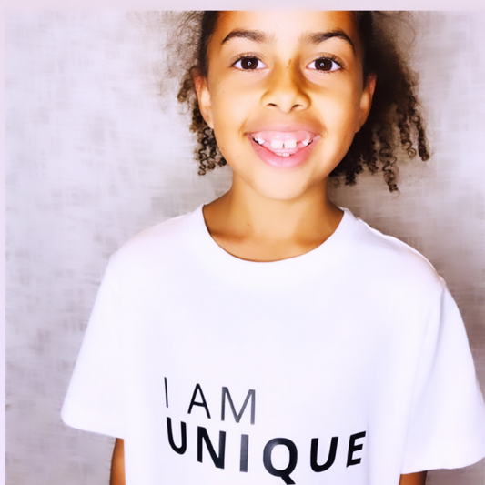 I AM UNIQUE Organic Kids T-Shirt - Black on White